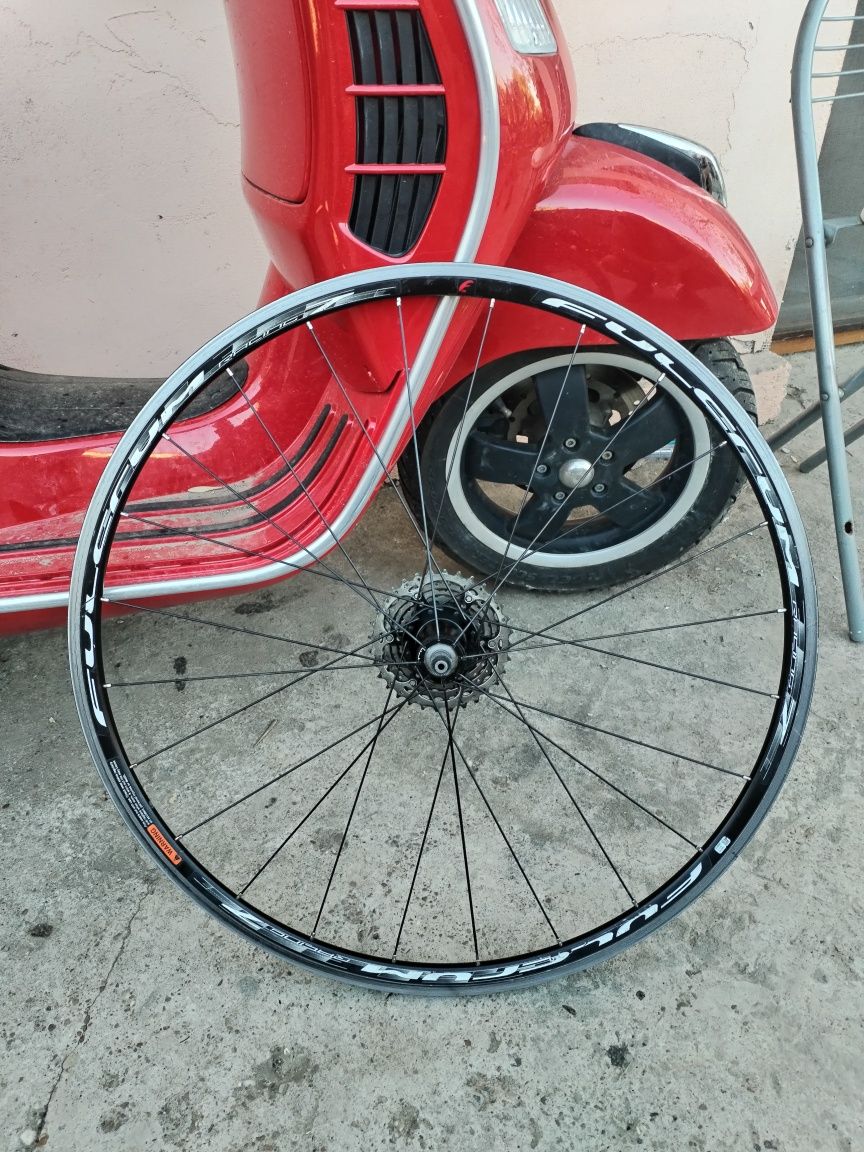 Roată cursiera 28 Fulcrum racing 7 11 viteze shimano 105