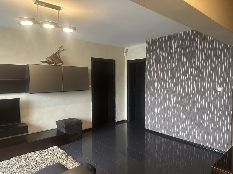 Дава се под наем Тристаен апартамент в София, Надежда 3 - 80 кв.м за 663 € - Снимка #10