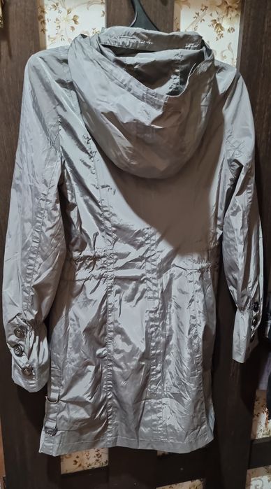 Продам куртку р.42-46