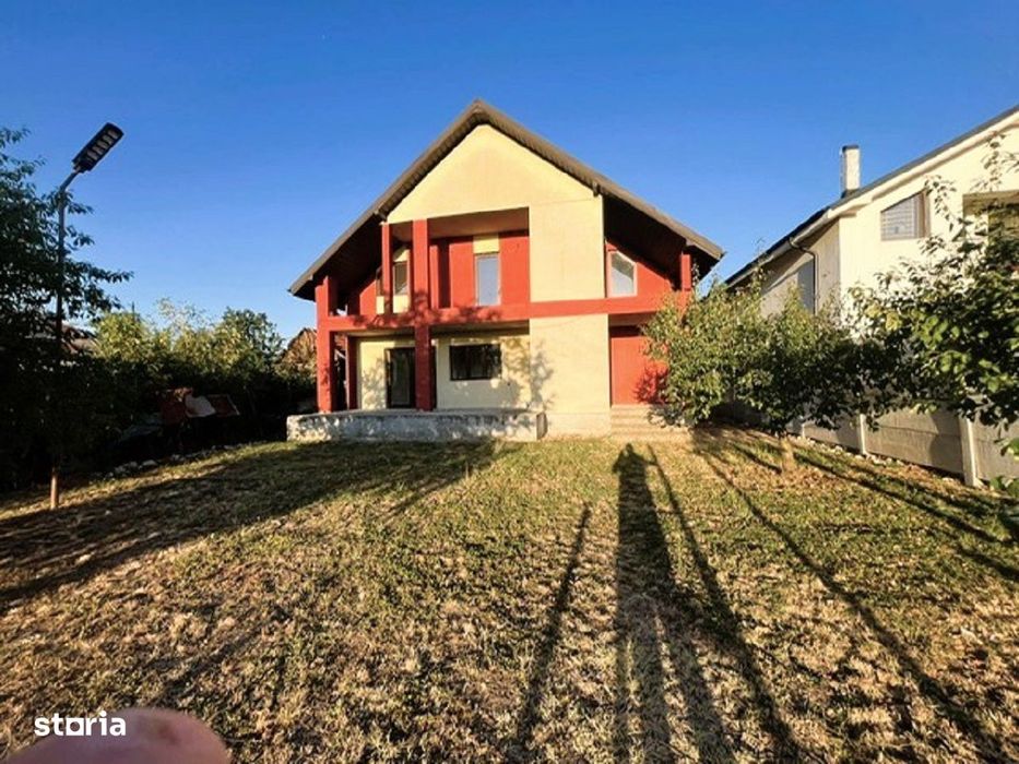 Casa P+M cu 940 mp teren