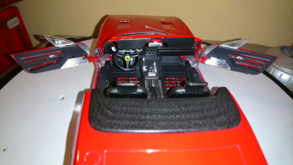 1 :18 Ferrari 348 TB-Mira,365 GTS Solido