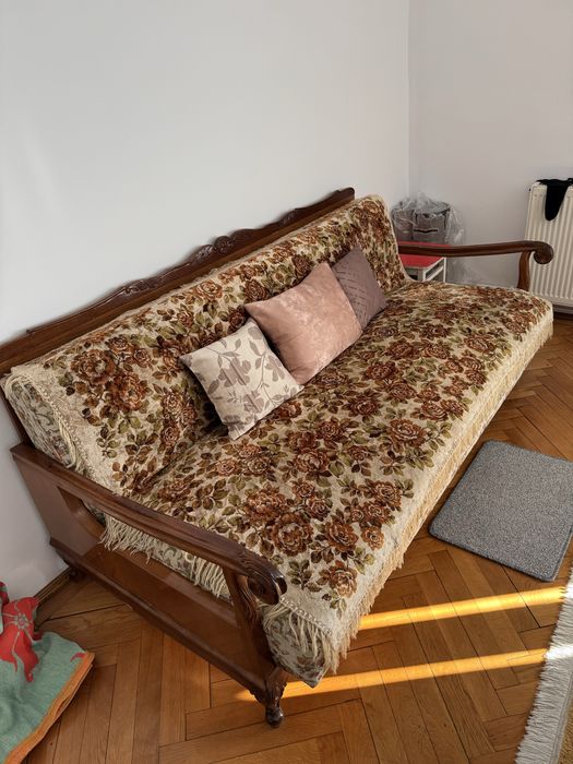 Donez canapea cu arcuri