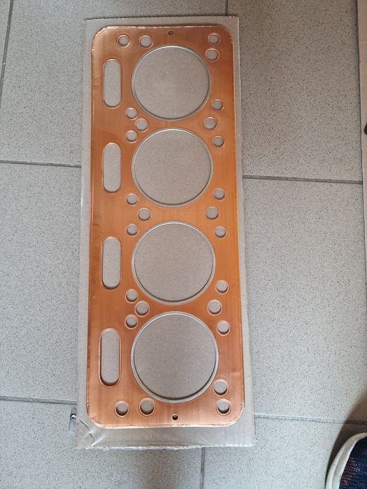 Garnitura chiulasa tractor fiat 615 fiat 715 fiat fiat 650. Fiat 750 d