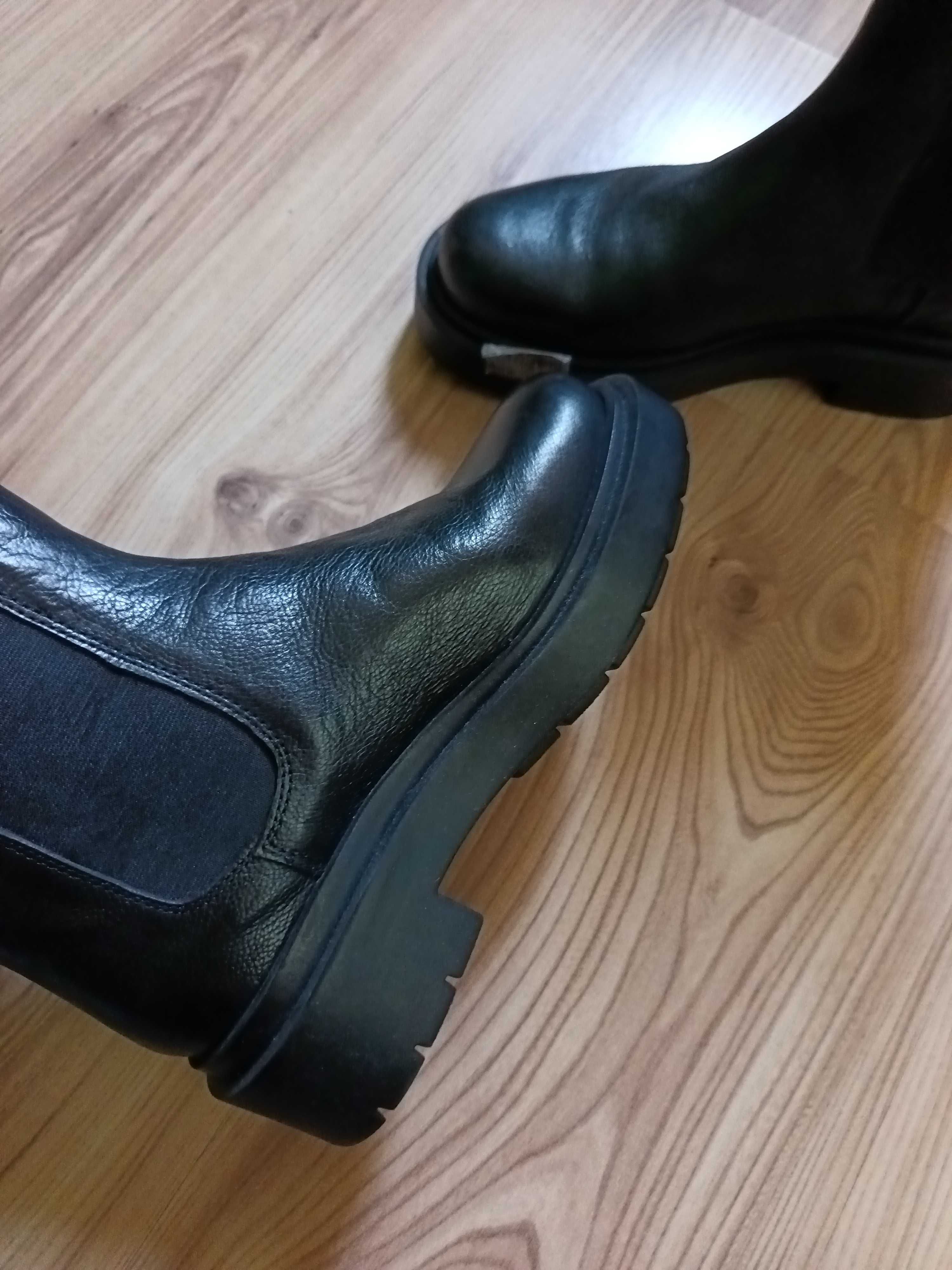 Дамски боти тип челси, 36 номер. Нови