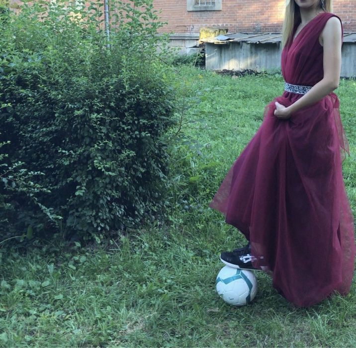 Rochie evenimente impecabila