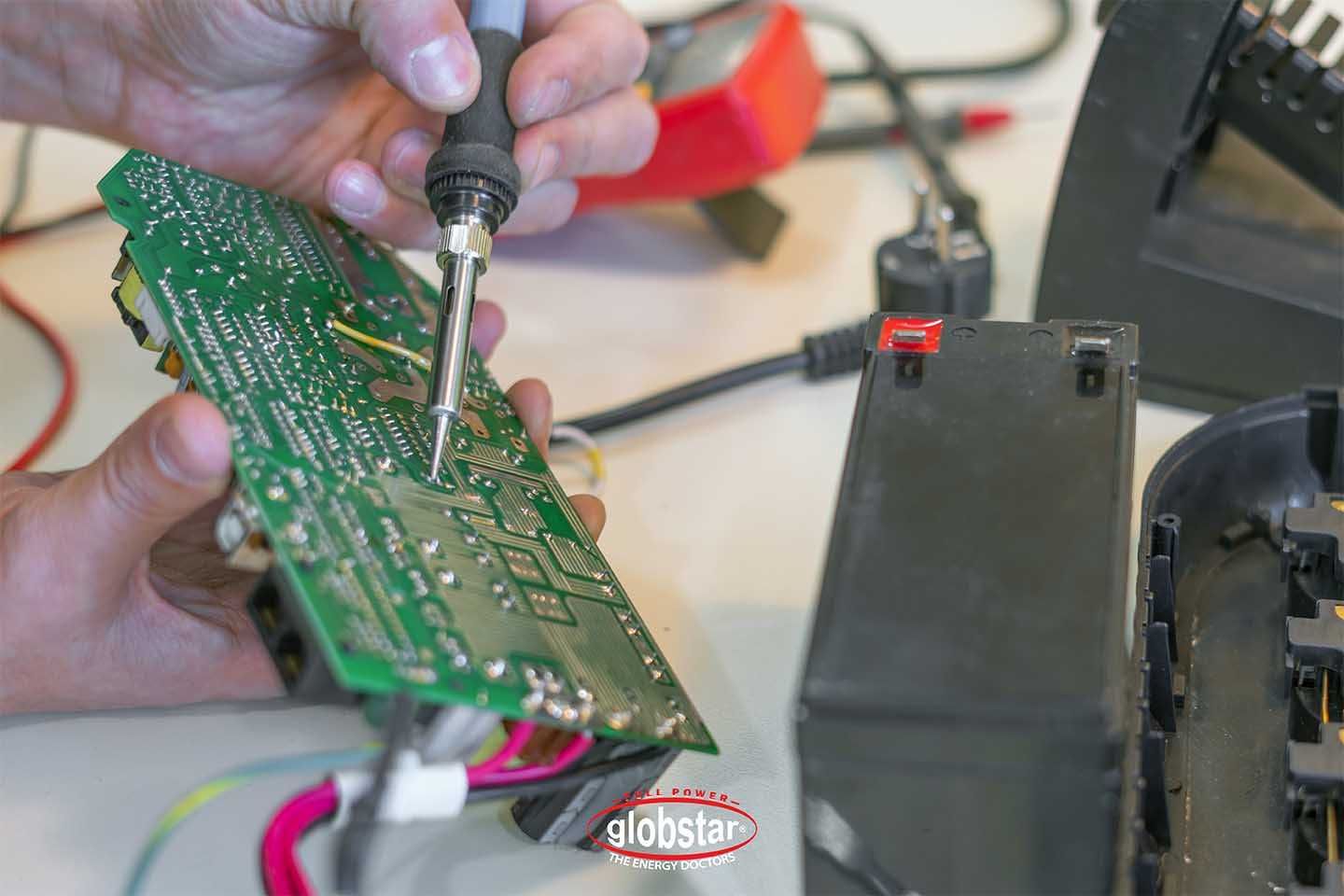 Reparatii Invertoare FOTOVOLTAICE | Solare MULTIBRAND, Ongrid, Offgrid