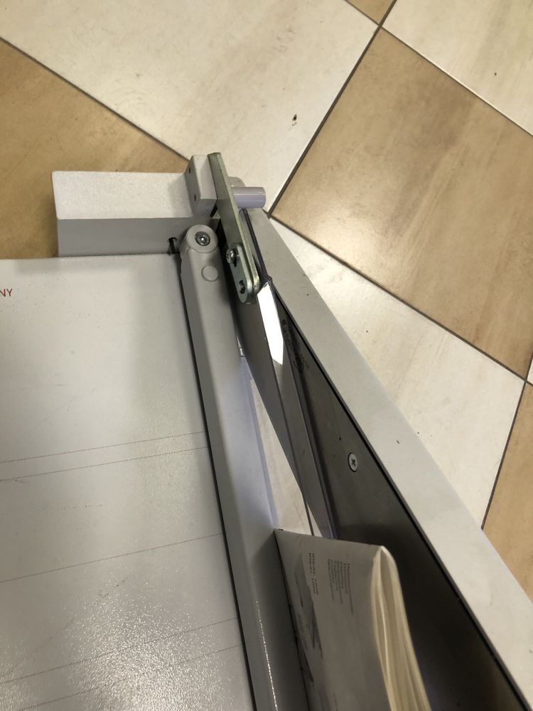 Taietor profesional hartie IDEAL 1058 A