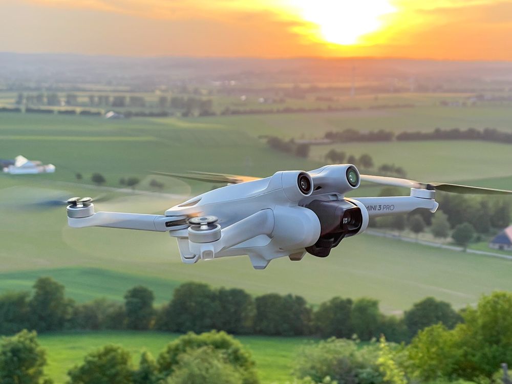Аэросъемка в Алматы дрон квадрокоптер съемка от 10 000 Dji Mini 4 Pro