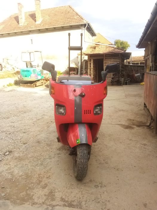 Scuter Honda pe 3 roti