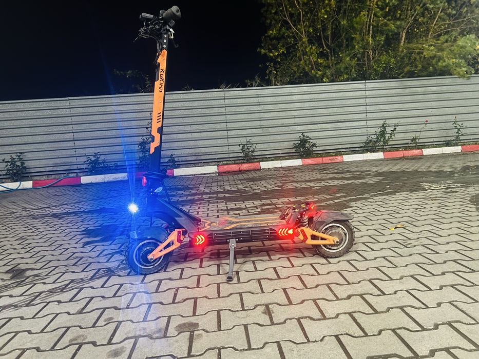De vânzare Trotineta electrica KUKIRIN G3 Pro este ca si noua 75km