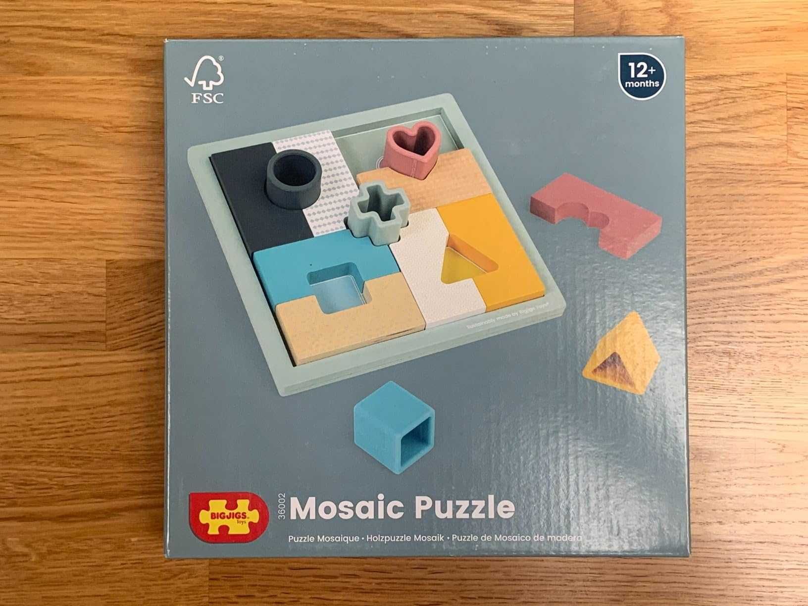 Bigjigs Toys дървен пъзел игра за сортиране на фигури мозайка за деца