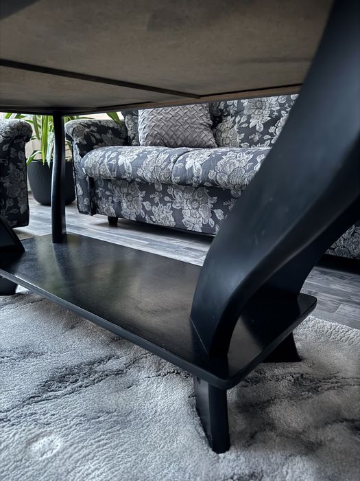 Стилна холна маса