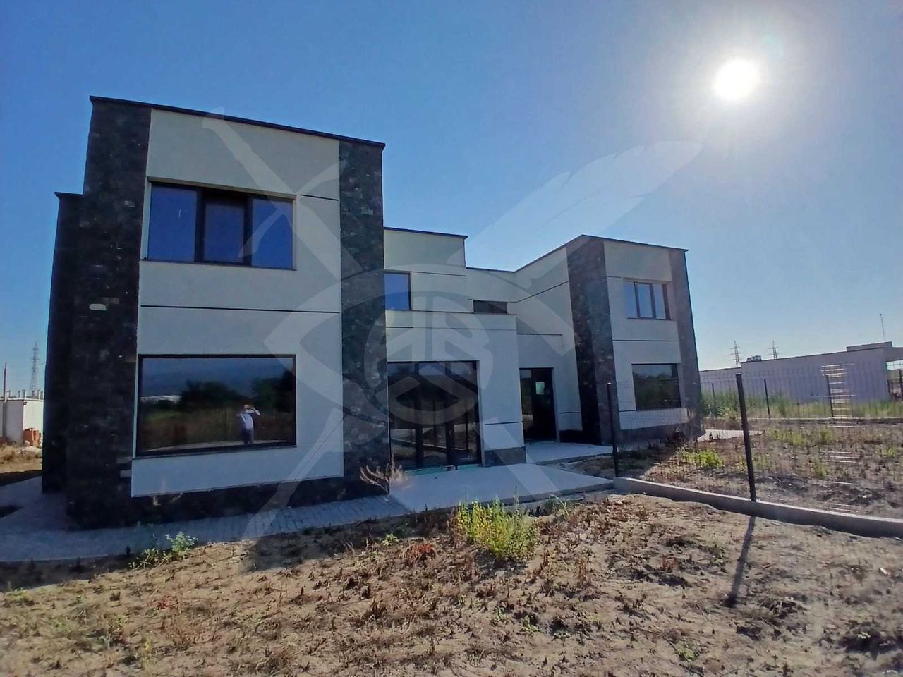 Продава се Къща в Пловдив, Беломорски - 312 кв.м за 1026 €/кв.м - Снимка #1