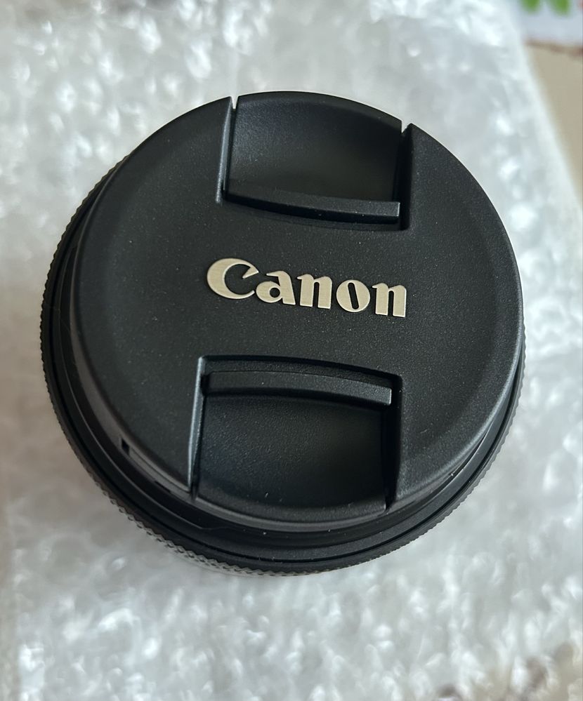 Canon RF 24-50 чисто нов обектив.