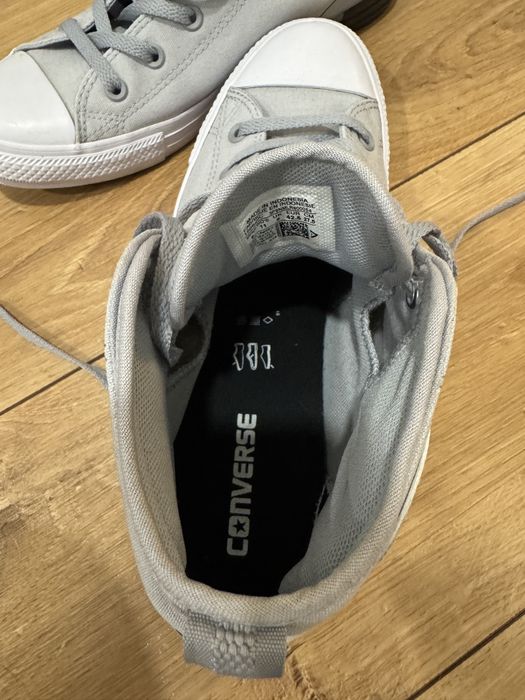 Converse (tip gheata) foarte comozi