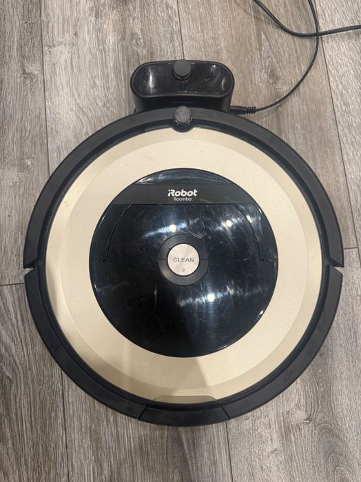 роботизирана прахосмукачка iRobot Roomba 890