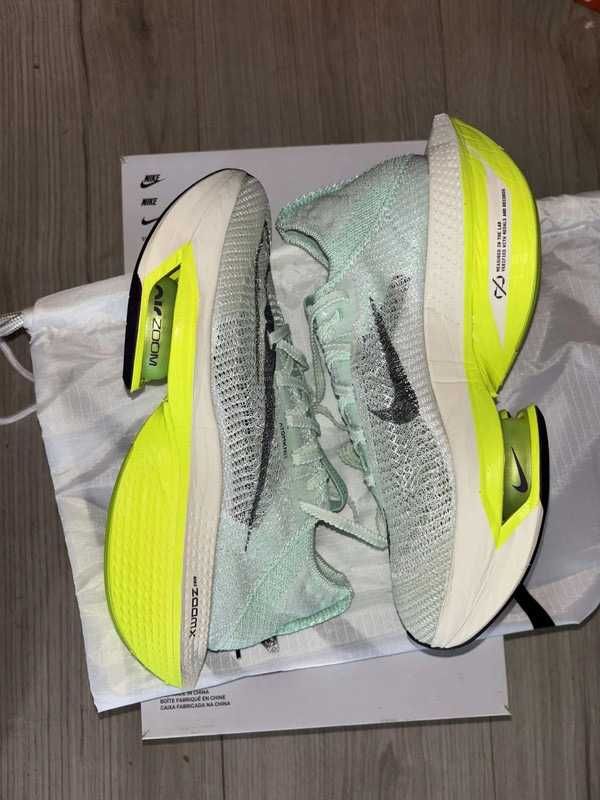 100% Оригинални Nike Alphafly 2 в номер 36-22.5 см най-ниска цена в ЕС