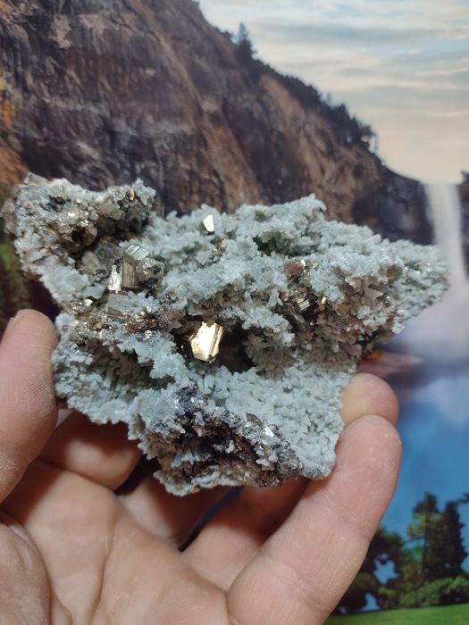 Минерали от родопите