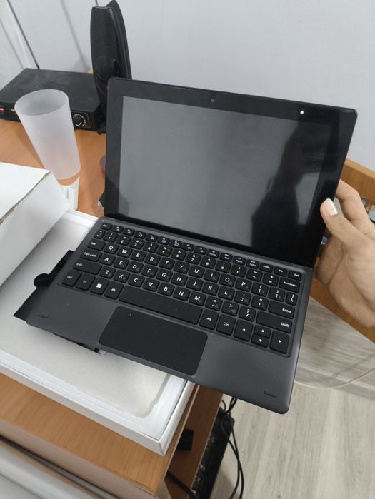 Планшет Castom gs-e100w