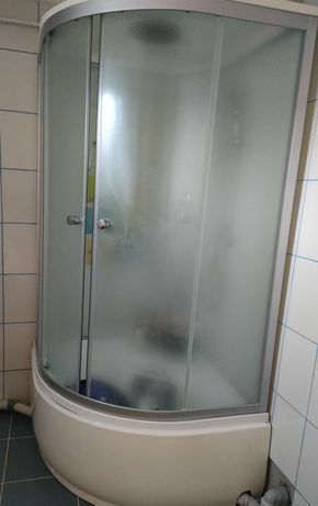 Душевая кабина в ванную