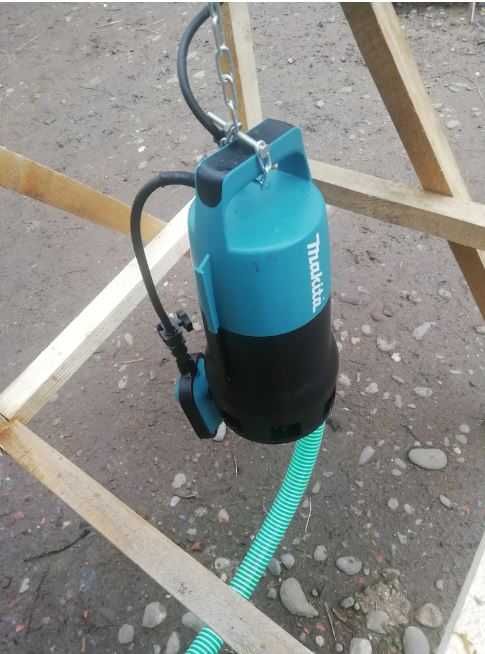 Pompa submersibila apa murdara Makita PF0410, 450W, 140l/min,