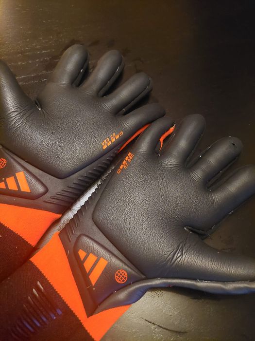Manusi de portar adidas Predator Pro Hybrid