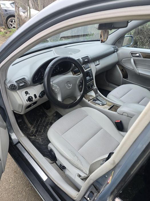 Mercedes  c lass