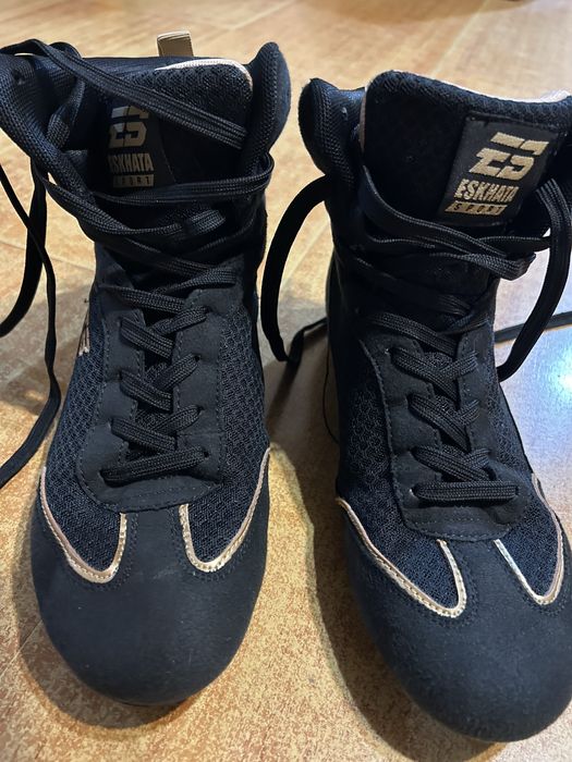 Продам боксерки 41 размер