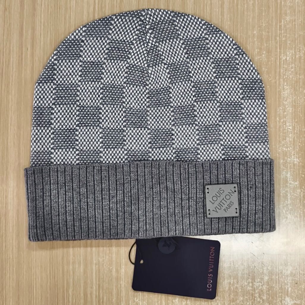 beanie/caciula Louis Vuiton gri