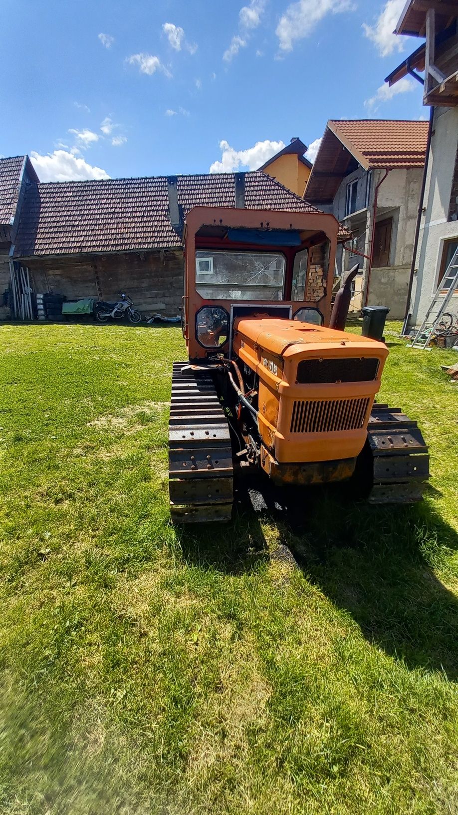 Tractor șenile marca Fiat 805C, 80 Cp