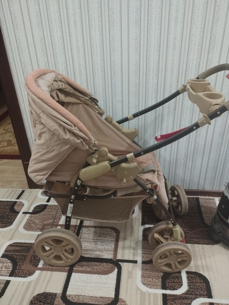 Продам коляску для детей