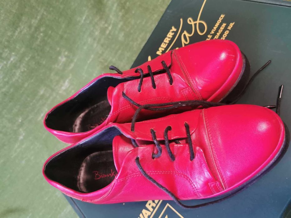 Намалени! Дамски обувки на платформа Bianki- 30 лв.