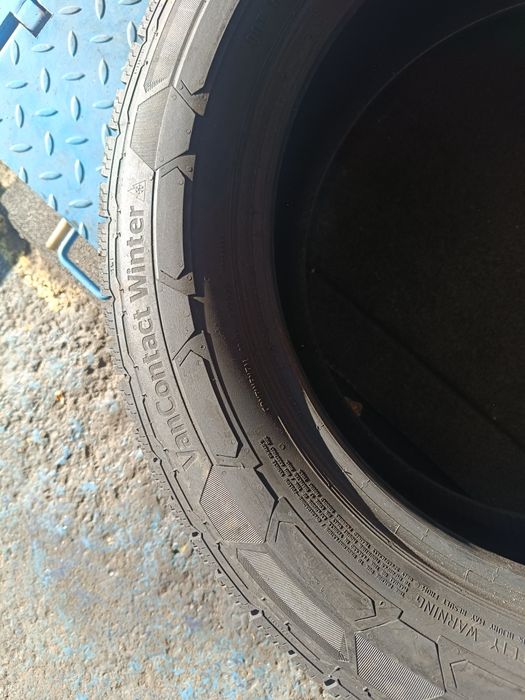 215 60 17c m+s Continental