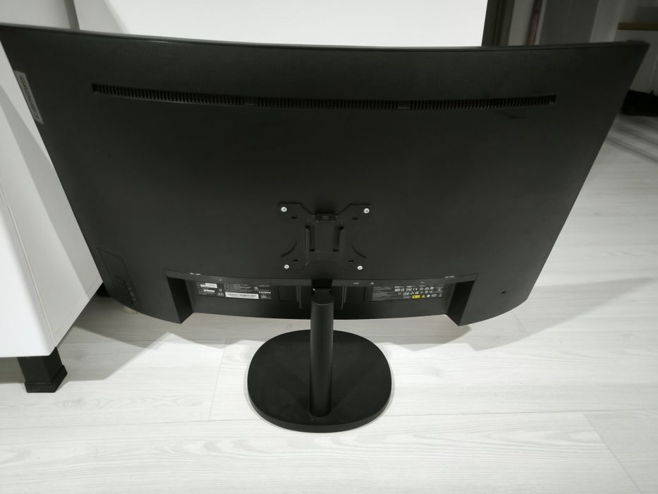 Vând/schimb Monitor Lenovo D32qc-20, 32" 2K QHD, VA, Panel, 75Hz, 4ms