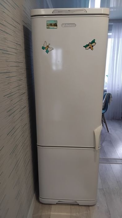 Продам холодильник Бирюса.