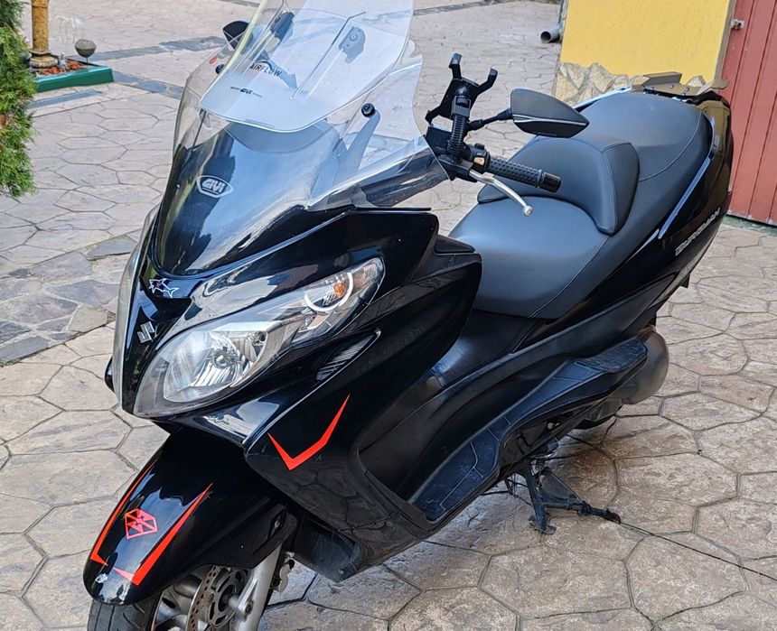 Suzuki Burgman K 400