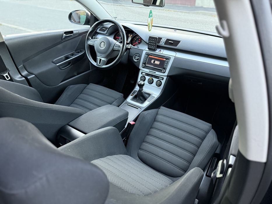 Wolkswagen Passat B6 2.0 Tdi Euro 5 Sport Line Navi Parbriz incalzit