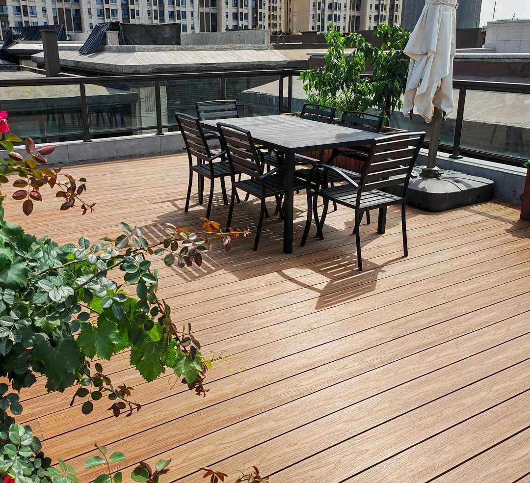 Deck WPC bicolor - in 10 culori disponibile