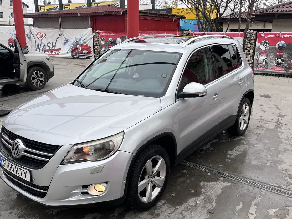 Volkswagen Tiguan 4motion • DSG • Dotari Complete • Proprietar
