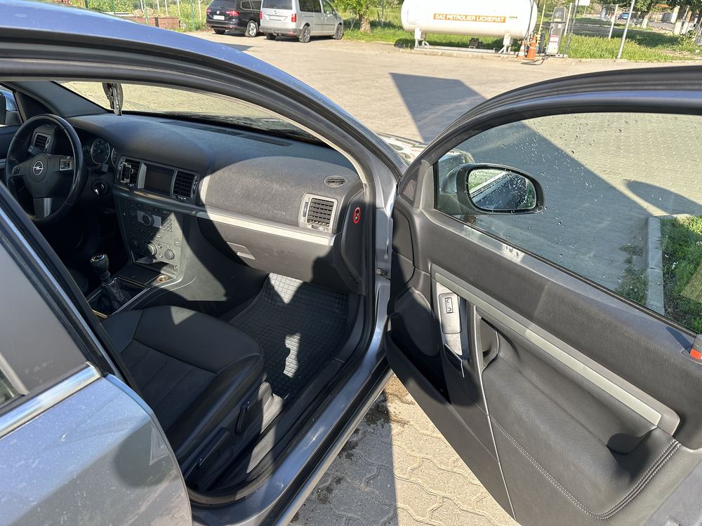 Opel Vectra C 1.9CDI 150Cp