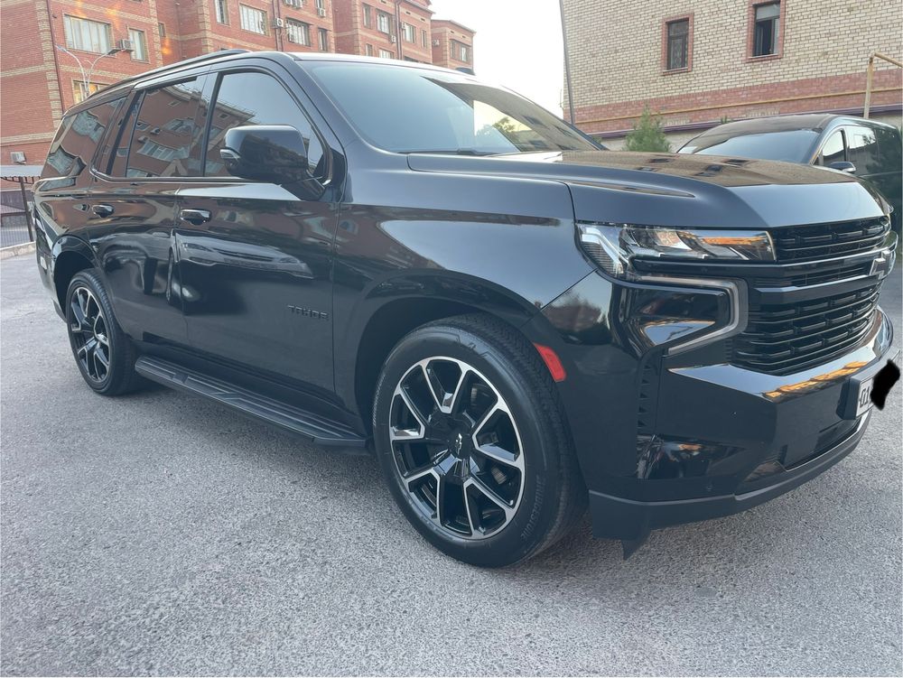 Chevrolet Tahoe 2