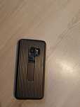 Vând telefon Samsung s9 cu display-ul stricat