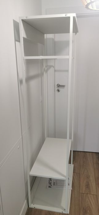 Cuier Ikea ca nou