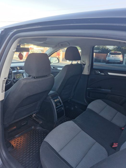 Vand Skoda Superb 2.0 Diesel - an 2011 Limuzina