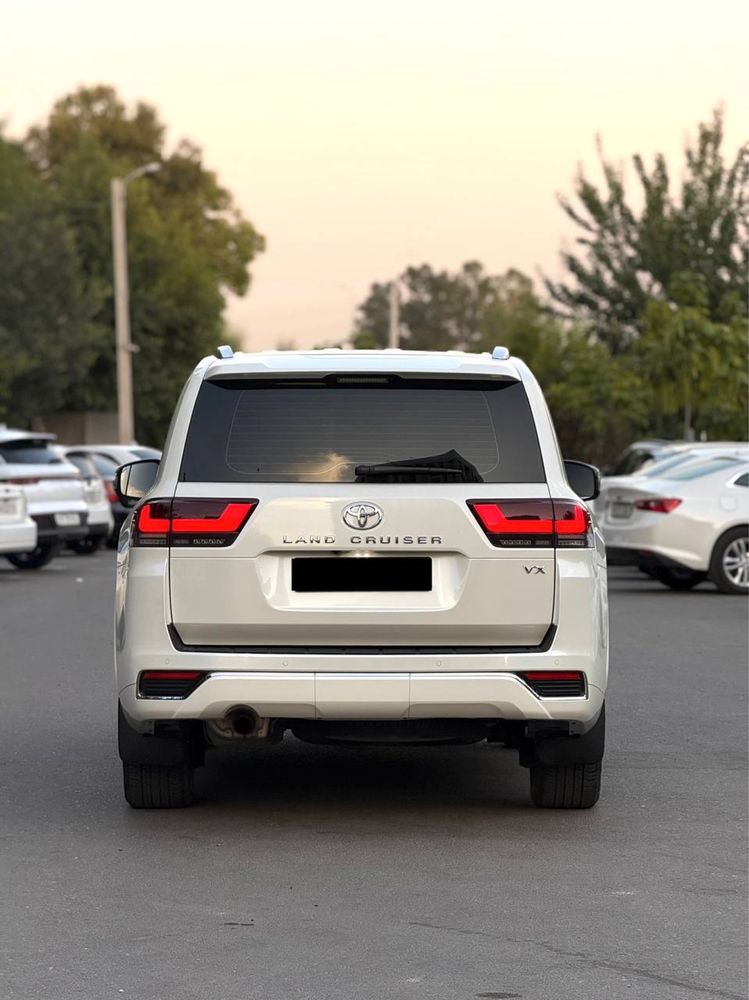 Toyota Land Cruiser 300 возможно приобрести в рассрочку