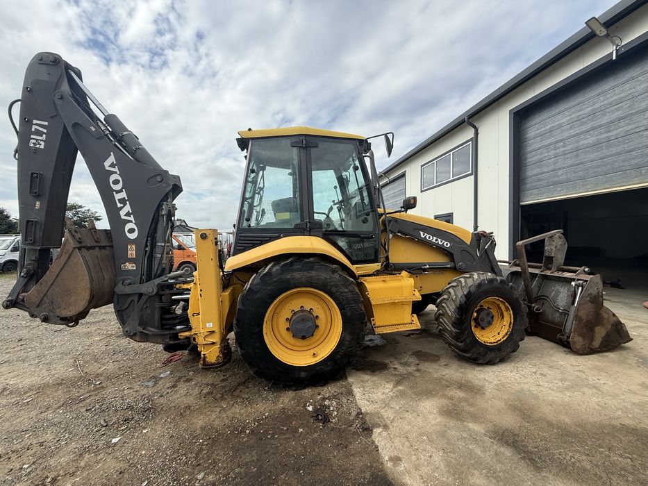 Buldoexcavator Volvo BL 71 4x4