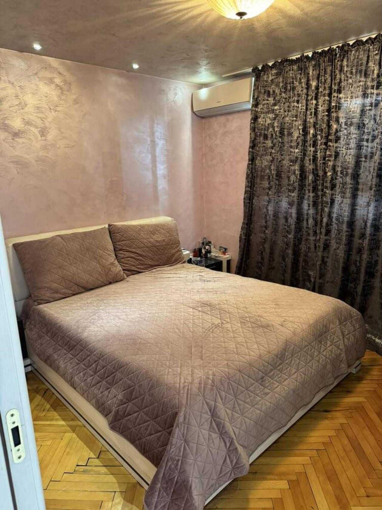 Двустаен апартамент в Каменица2