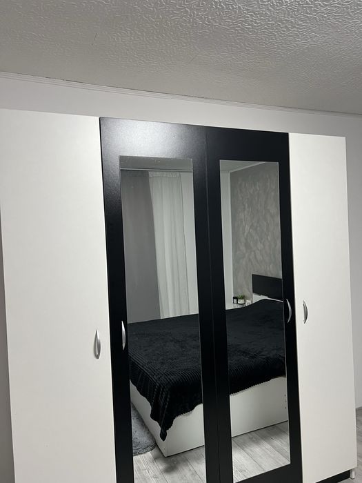 Vand Dormitor complet ca nou !!