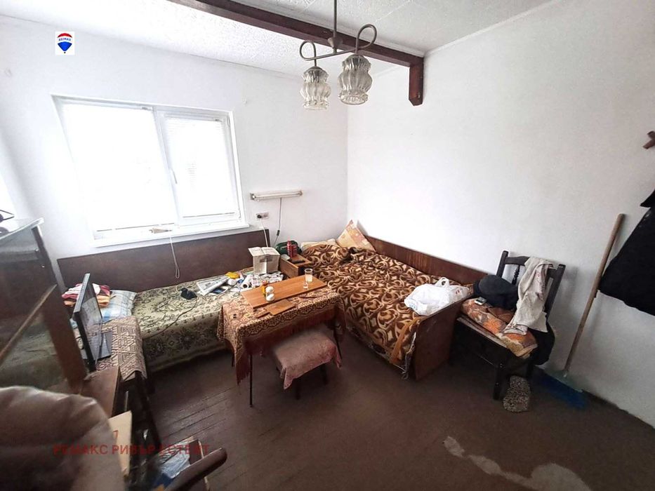 Селска къща за продажба в с. Пиргово