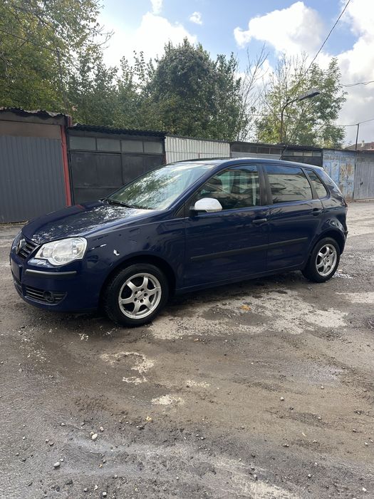 OCAZIE-Vw Polo Trend + , 1.4 benzina , 4 usi , adusa ieri in tara !